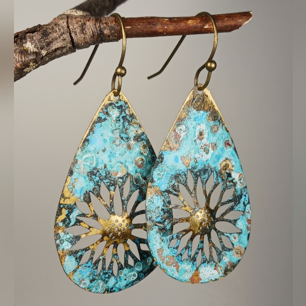 HAND CRAFTED EARRINGS Brass Turquoise Patina Flower Dangle Drop - Picture 4 of 8